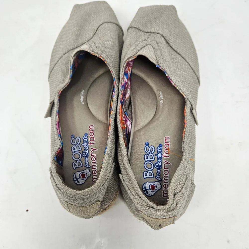 Skechers Bobs Espadrille Flats Taupe Metallic Memory Foam Slip Ons 34101 7.5